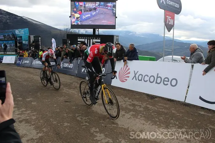 Algunos de los primeros en llegar a meta (1)