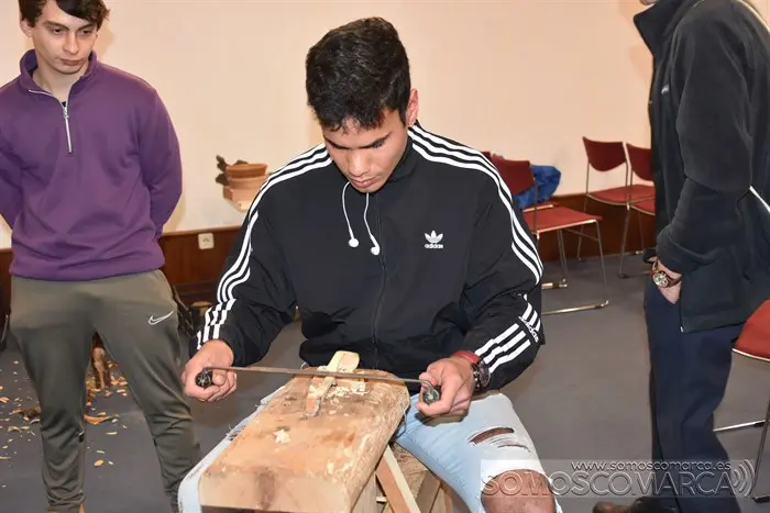 somoscomarca_obarco_obradoiro_spoombini_talladomadera_2023 (17)