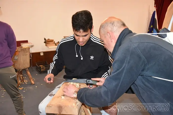 somoscomarca_obarco_obradoiro_spoombini_talladomadera_2023 (18)