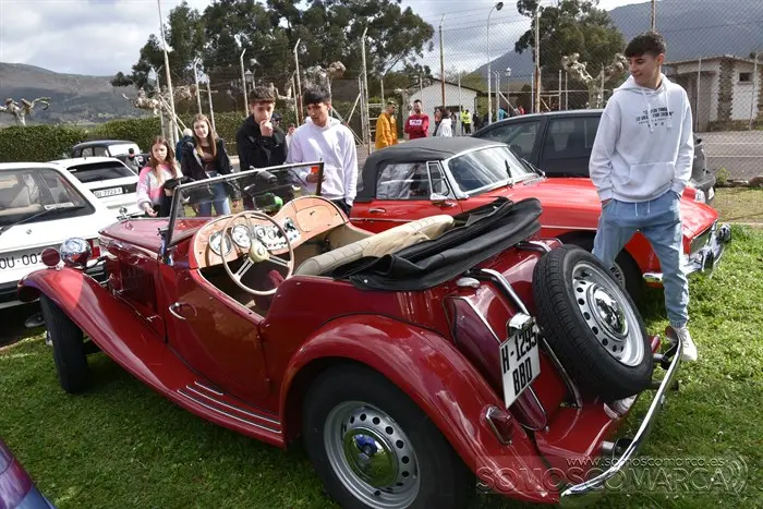 portada_somoscomarca_petin_concentracion_cochesclasicos_2023 (44)