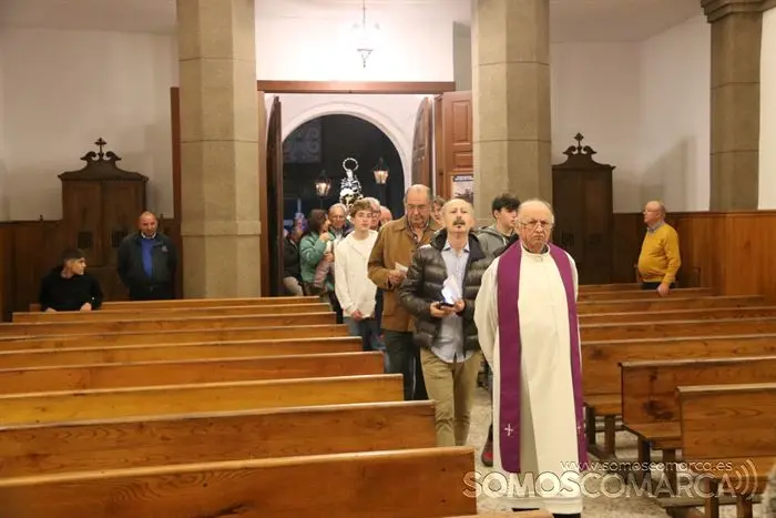 somoscomarca_petin_semanasanta_procesion_soledad_caracoles_lisardoparadelo_2023_04_07-5609 (12)