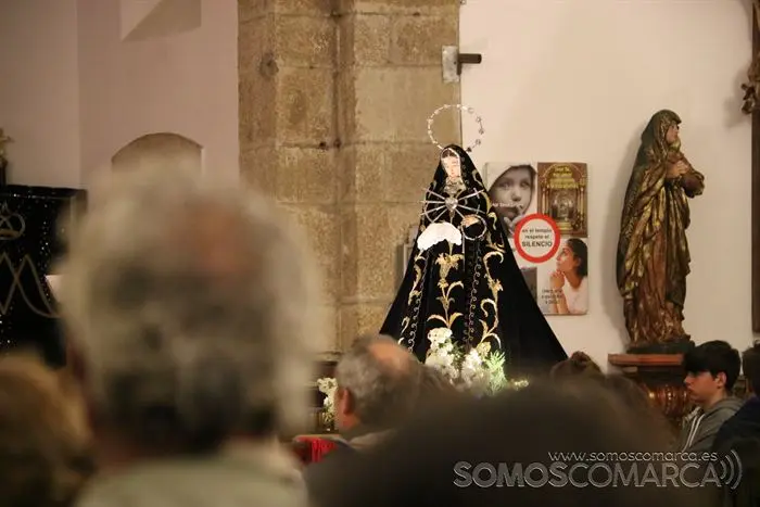 somoscomarca_petin_semanasanta_procesion_soledad_caracoles_2023_04_07-5609 (23)