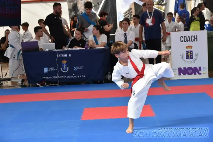 somoscomarca_obarco_ligagalega_karate_pabellon_calabagueiros (16)