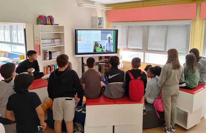 somoscomarca_diadasletrasgalegas_2023_colegios_2023827 (37)