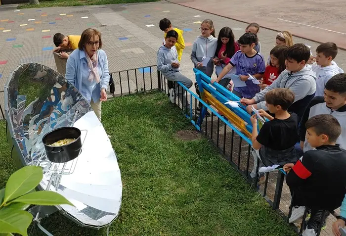 somoscomarca_diadasletrasgalegas_2023_colegios_2023827 (41)