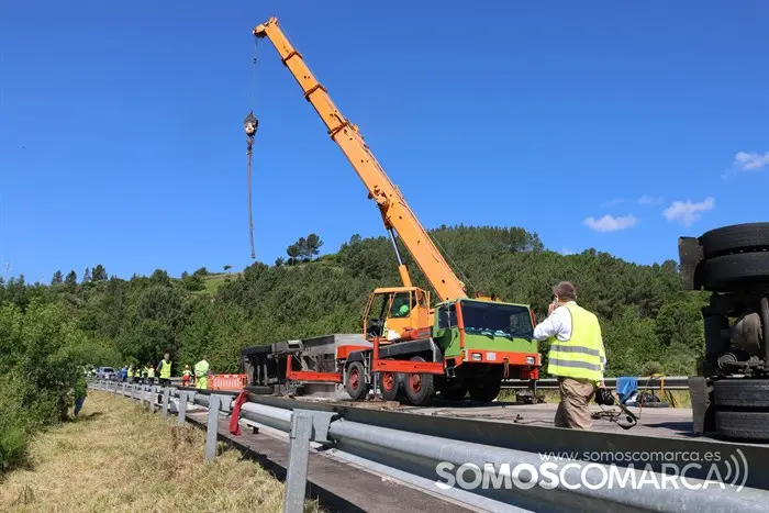somoscomarca_vilamartin_accidente_n120_fallecidos_2023831 (18)