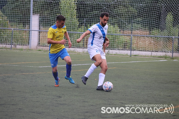 somoscomarca_futbol_cdrua_sportingcarballino_202320231174 (9)