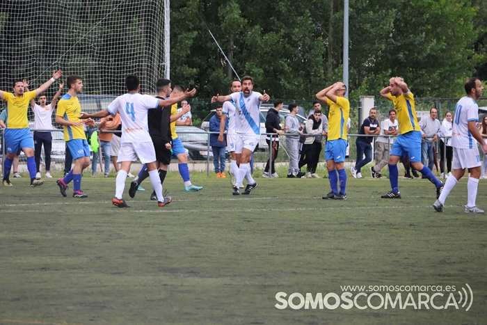 somoscomarca_futbol_cdrua_sportingcarballino_202320231174 (13)