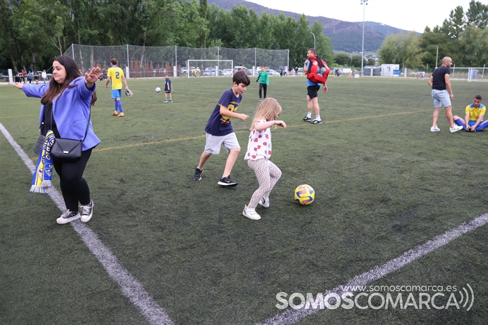 somoscomarca_futbol_cdrua_sportingcarballino_202320231174 (19)