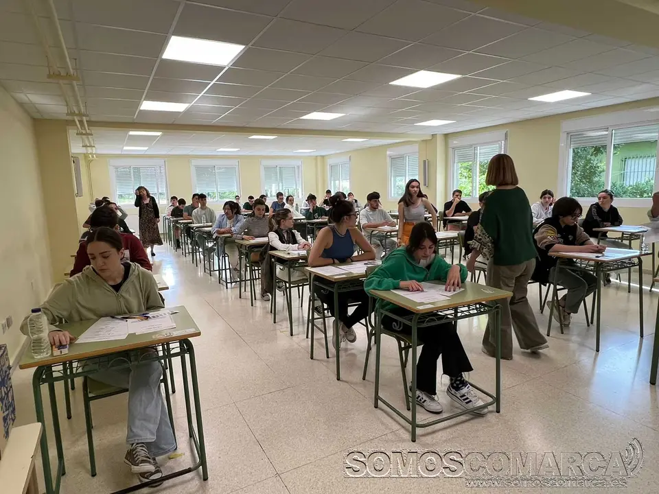 somoscomarca-abau-selectividad-iescosmelopez-2023-06-06 (10)