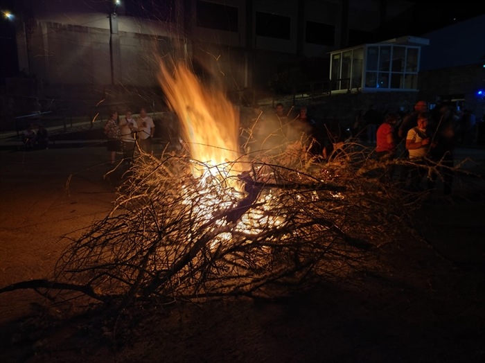 somoscomarca_sanxoanderio_nochedesanjuan_sardiñada_sardina_202320231592 (1)