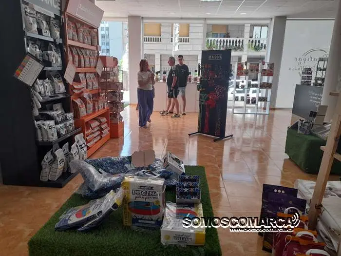 somoscomarca_obarco_inauguracion_tiendamascotas_boutiquedemussa (12)