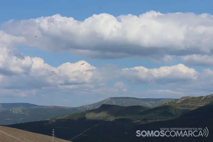 somoscomarca_vilariñodeconso_arearecreativacenza_pradoalbar_asportas_columpio_rutaplata_20232084 (16)