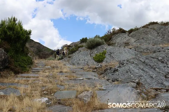 somoscomarca_vilariñodeconso_arearecreativacenza_pradoalbar_asportas_columpio_rutaplata_20232084 (31)