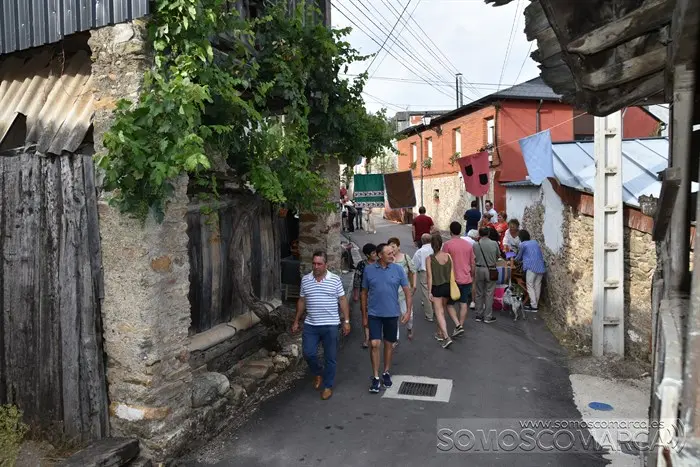 somoscomarca_veigamuiños_mercadomedieval_muestramalla_pandereteirasaveiga (6)