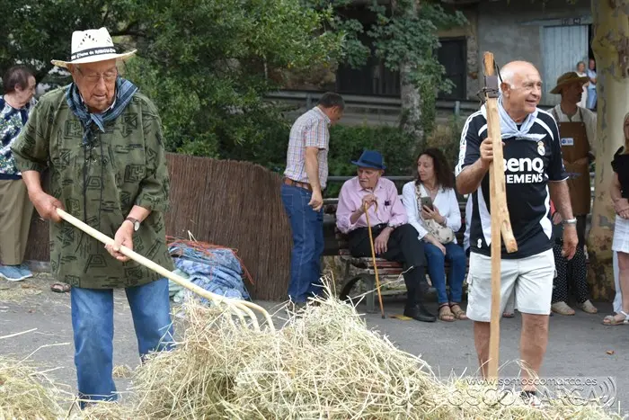 somoscomarca_veigamuiños_mercadomedieval_muestramalla_pandereteirasaveiga (19)