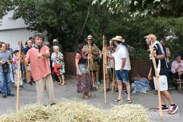 somoscomarca_veigamuiños_mercadomedieval_muestramalla_pandereteirasaveiga (24)