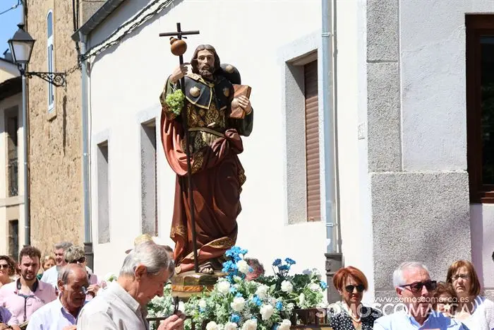 somoscomarca_petin_procesion_santiago_festassantiago_20232119 (14)
