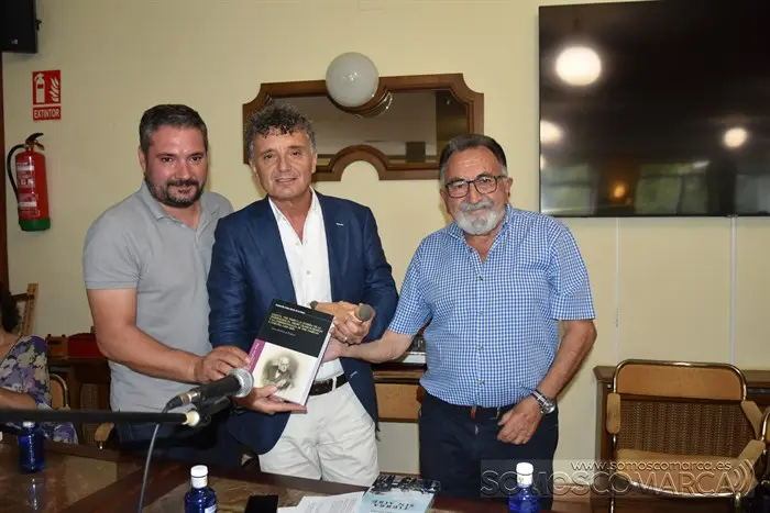 somoscomarca_casinoobarco_presentacionlibro_santipalmeiro (1)
