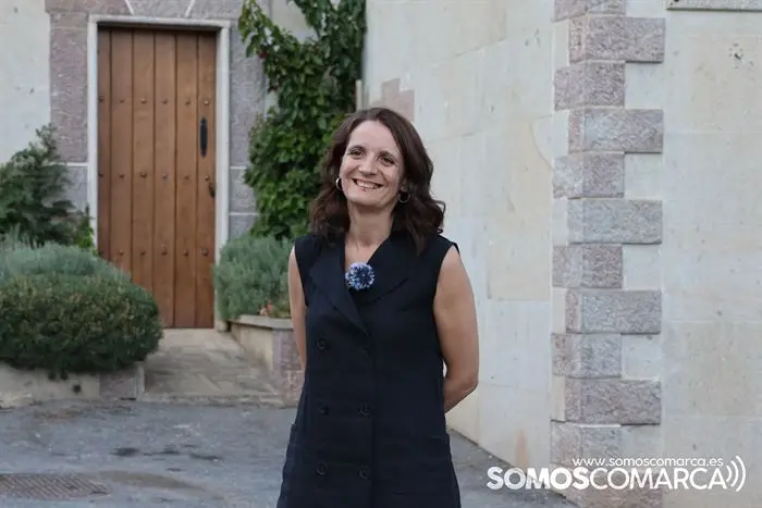 somoscomarca_vilamartin_festadascovas_apequena_pregon_sarafernandez_202320232157 (3)