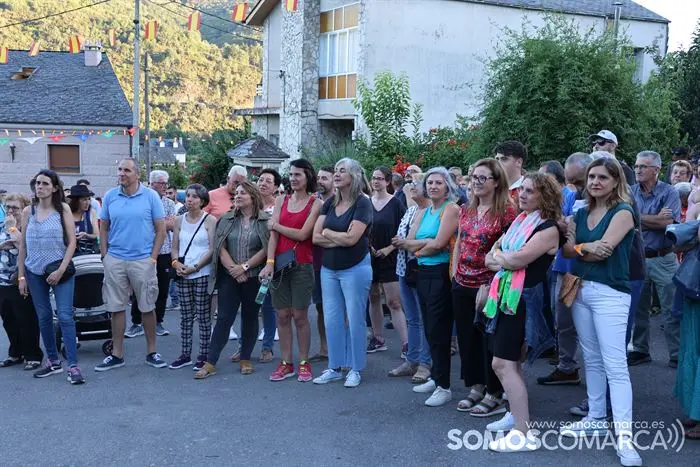 somoscomarca_vilamartin_festadascovas_apequena_pregon_sarafernandez_202320232157 (7)