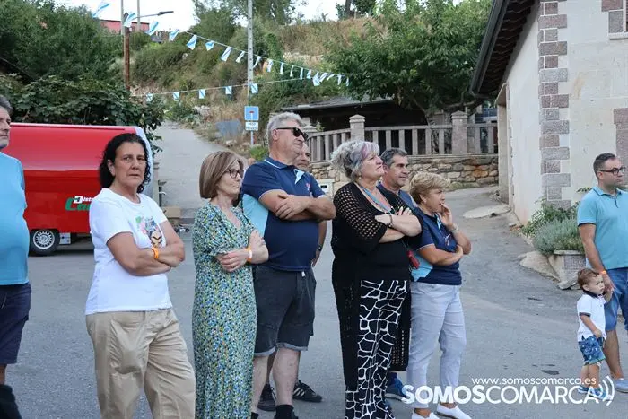 somoscomarca_vilamartin_festadascovas_apequena_pregon_sarafernandez_202320232157 (10)