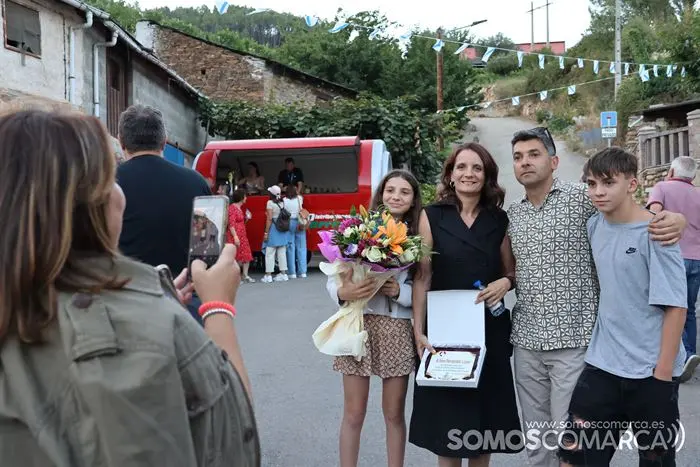 somoscomarca_vilamartin_festadascovas_apequena_pregon_sarafernandez_202320232157 (26)