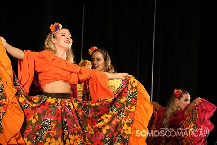 somoscomarca_arua_xornadasdefolclore_tahiti_ucrania_bolivia_2023 (22)