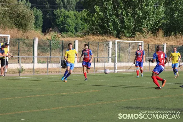 somoscomarca_arua_futbol_cdrua_cdbarco_derbidoviño20232546 (6)