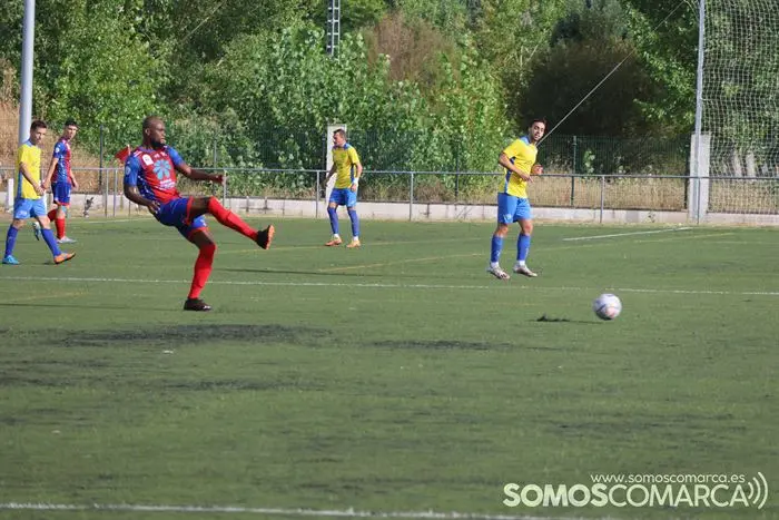 somoscomarca_arua_futbol_cdrua_cdbarco_derbidoviño20232546 (7)