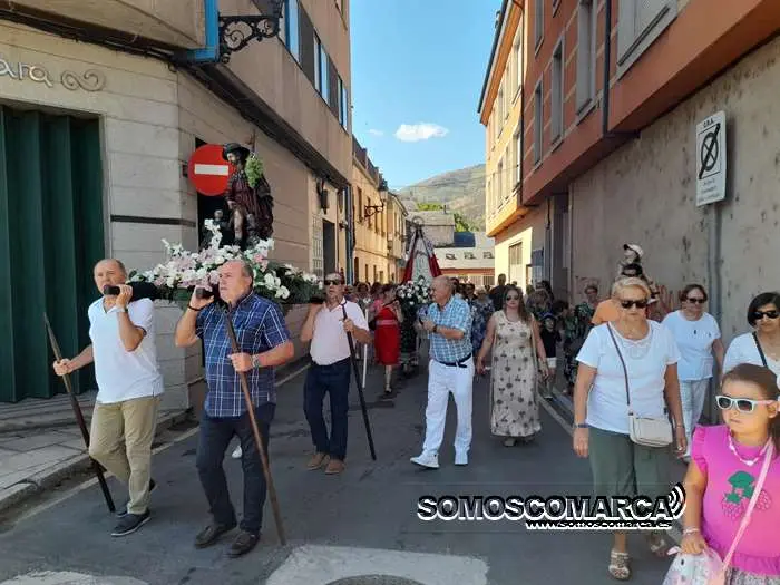 somoscomarca_obarco_casabaratas_procesion_sanroque_2023 (16)