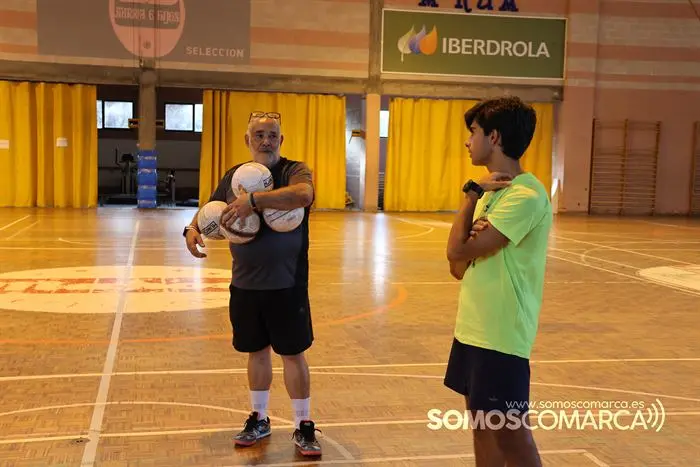 somoscomarca_futbolsala_valdeorrasfutsal_presentacion_entrenamiento_202320232736 (15)