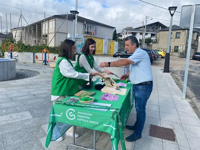 somoscomarca_obolo_aecc_mesa_voluntariado_20232774 (2)