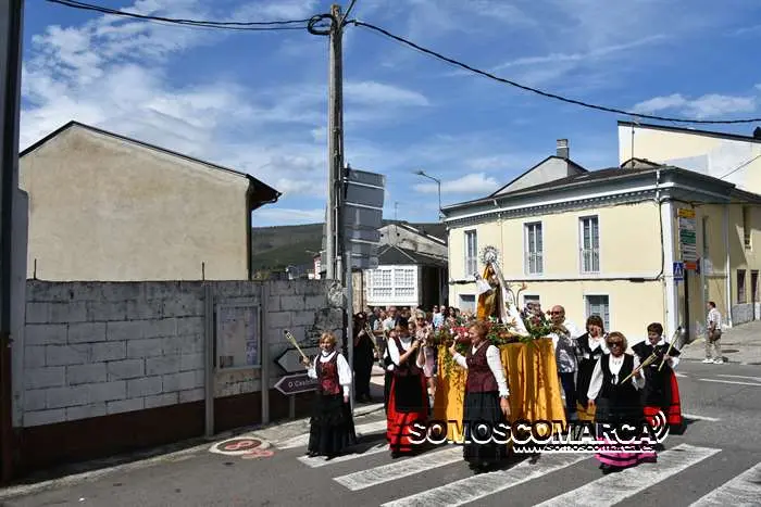 somoscomarca_larouco_procesion_virgenremedios_2023 (12)