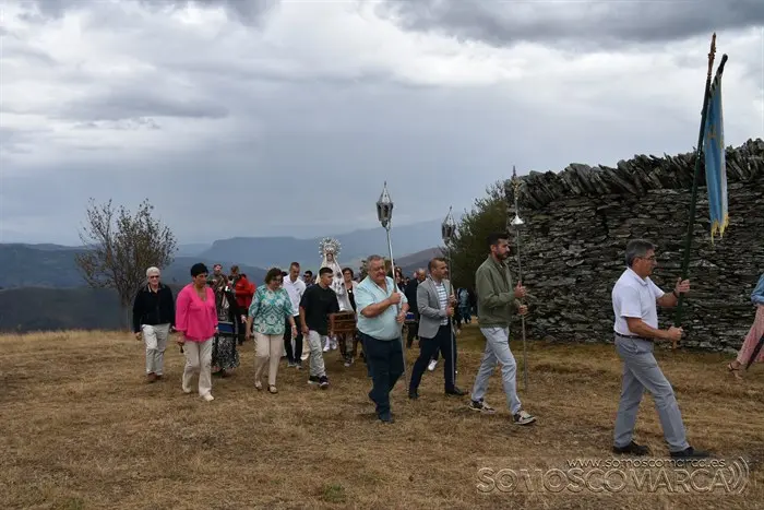 somoscomarca_carballeda_procesion_capillacarballal_2023 (38)