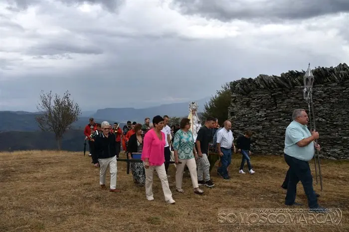 somoscomarca_carballeda_procesion_capillacarballal_2023 (39)