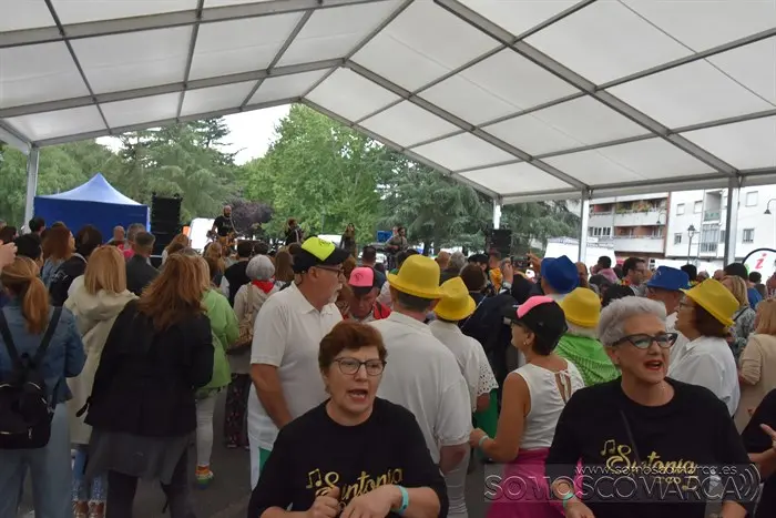 somoscomarca_obarco_festadaspandillas_concierto_losiñigos_2023 (12)