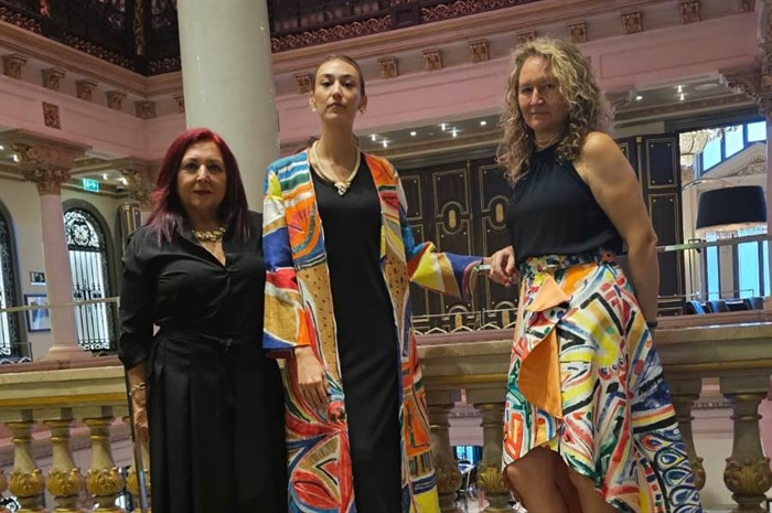 somoscomarca_231007_madrid_carina_finacrespo_finarte_XIV edición de Pasarela Española fashion week  celebrado en el casino Gran Via Madrid el 7 y 8 de octubre (1)