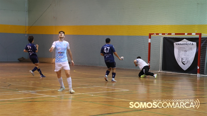 somoscomarca_231012_viana_futbolsala_vianariño_leis (6)