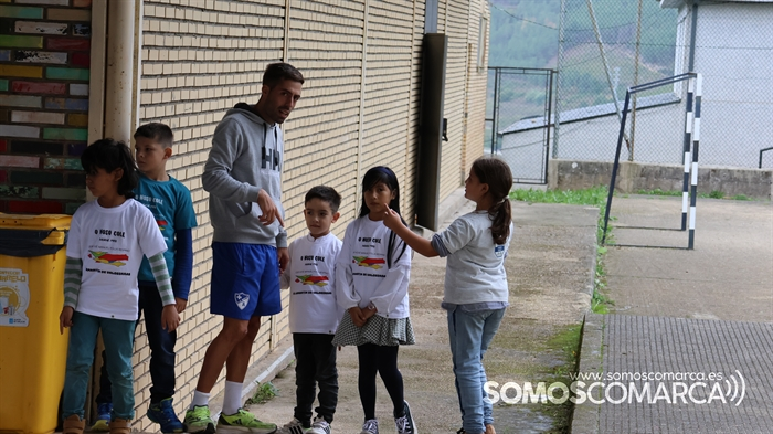 somoscomarca_23_10_17_vilamartin_colegio_ensino_menudatropa_ceipjosemanuelfollarespino (2)