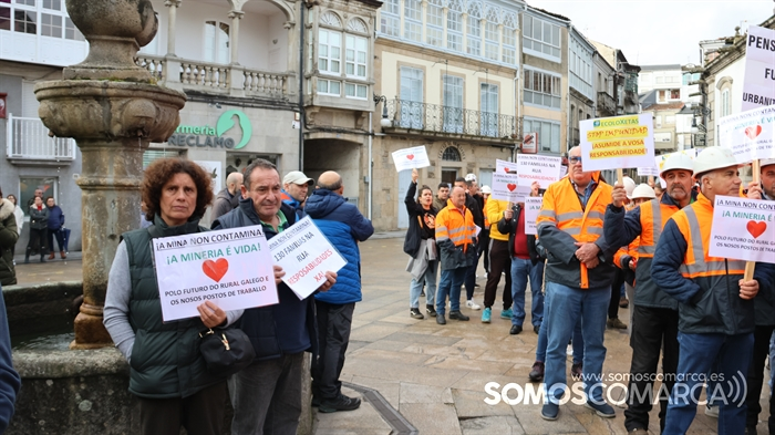 somoscomarca_231031_viana_manifestacion_empresa_cierrepenouta (2)