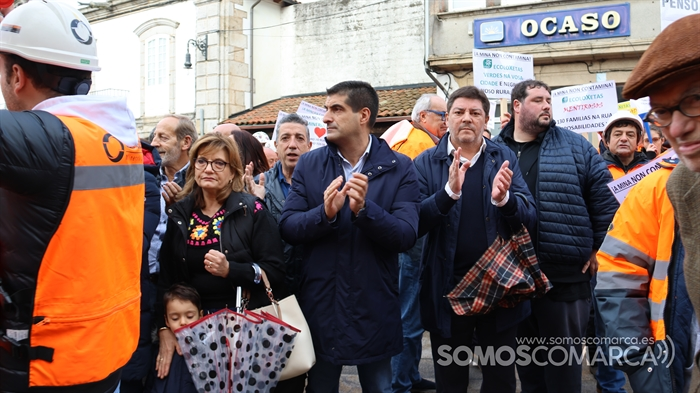 somoscomarca_231031_viana_manifestacion_empresa_cierrepenouta (7)