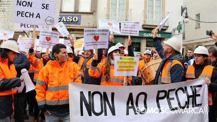 somoscomarca_231031_viana_manifestacion_empresa_cierrepenouta (11)