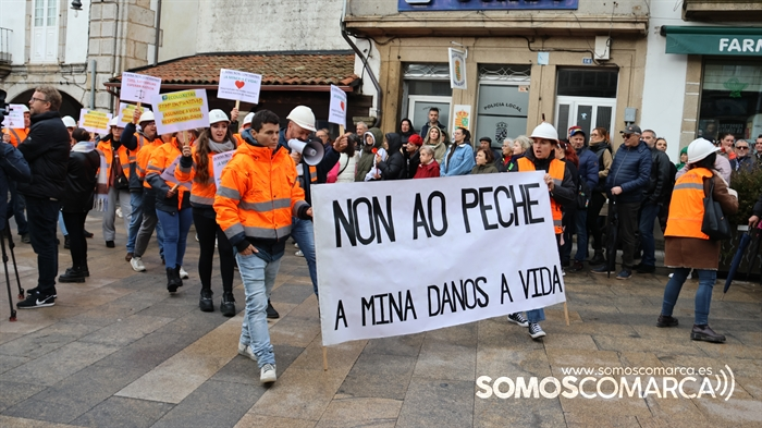 somoscomarca_231031_viana_manifestacion_empresa_cierrepenouta (14)