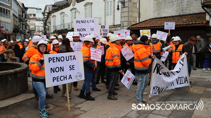 somoscomarca_231031_viana_manifestacion_empresa_cierrepenouta (21)