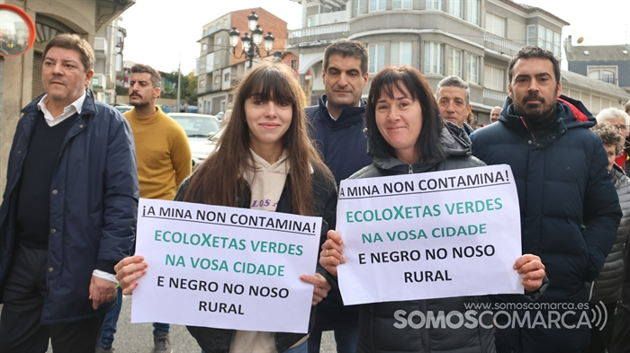 somoscomarca_231031_viana_manifestacion_empresa_cierrepenouta (29)