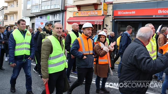 somoscomarca_231031_viana_manifestacion_empresa_cierrepenouta (33)