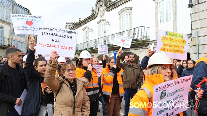 somoscomarca_231031_viana_manifestacion_empresa_cierrepenouta (37)