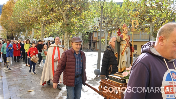 somoscomarca_231111_viloira_sanmartiño_iglesia_procesion (9)