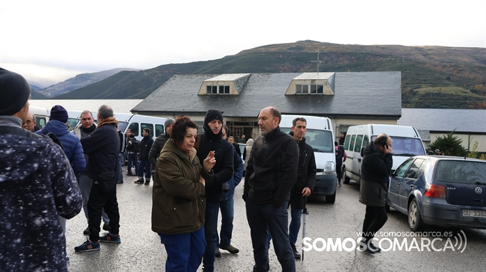 somoscomarca_2311129_carballeda_pizarra_irosa_samaca_desaucio_empresa (2)